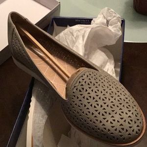 Life Stride Gray Perforated Loafers